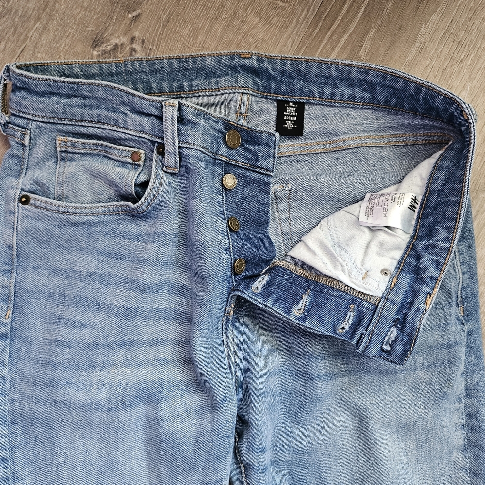 💚 H&M sz34 Button Fly jeans